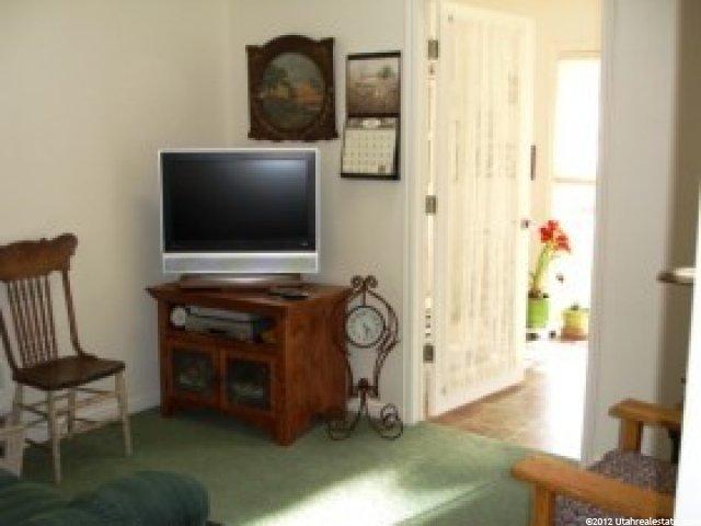 5164 S 350 E, Washington Terrace, UT 84405 — photo 10
