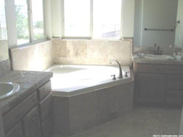 3038 N 1050 W, Pleasant View, UT 84414 — photo 6