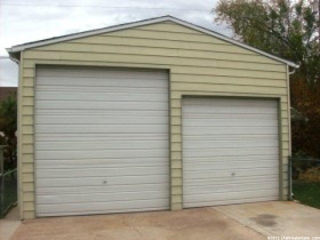 142 E Gwen St, Ogden, UT 84404 — photo 2