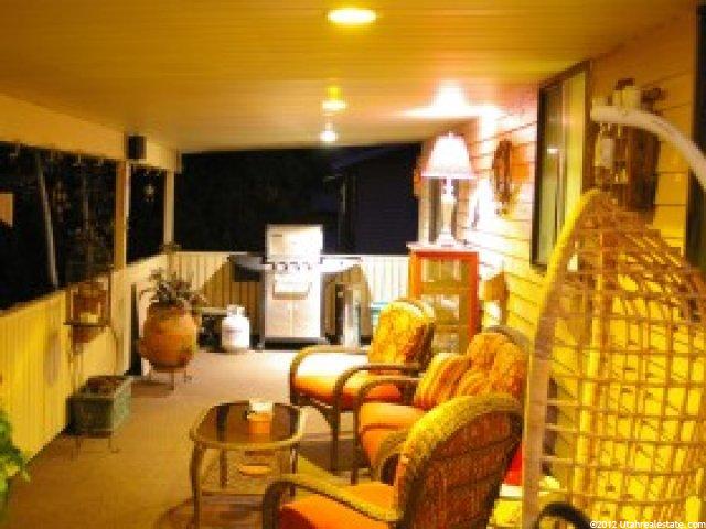 735 Mountain View Rd, Centerville, UT 84014 — photo 6