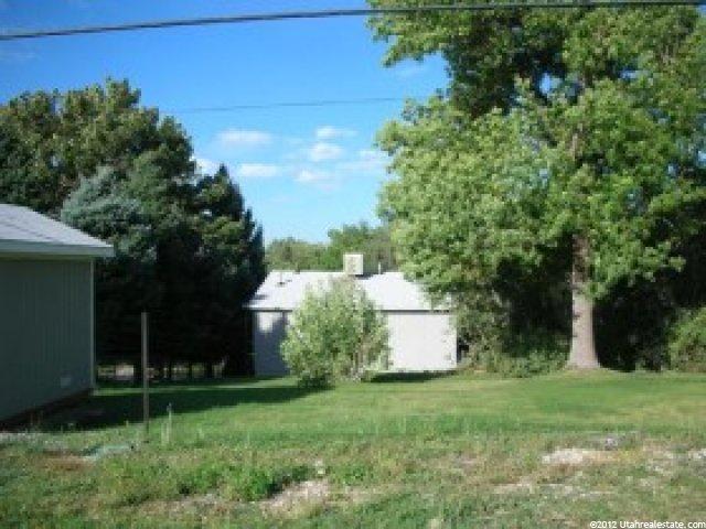 198 S Lakeview Dr, Clearfield, UT 84015 — photo 9