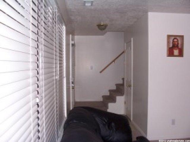 1019 Sara Ln, Ogden, UT 84404 — photo 2