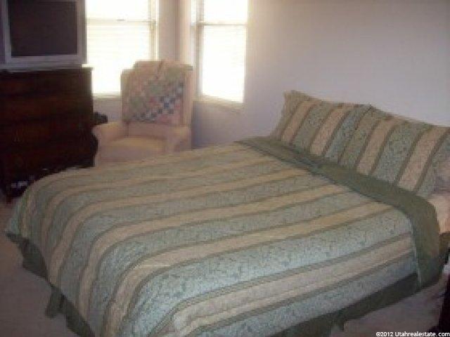 765 E Gables St, Midvale, UT 84047 — photo 9