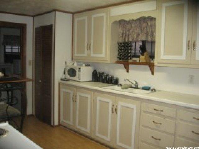 971 E 1150 S, Clearfield, UT 84015 — photo 4