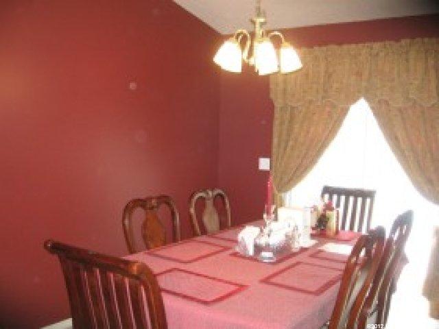 382 Wildflower Cir, Ogden, UT 84404 — photo 3