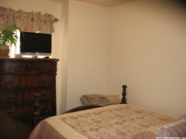 382 Wildflower Cir, Ogden, UT 84404 — photo 7