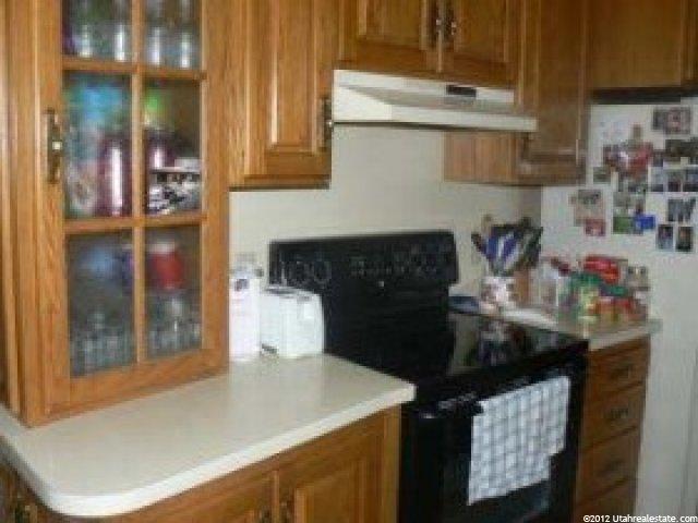 389 S 350 W, Bountiful, UT 84010 — photo 4