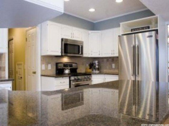 3609 S Bountiful Blvd E, Bountiful, UT 84010 — photo 2