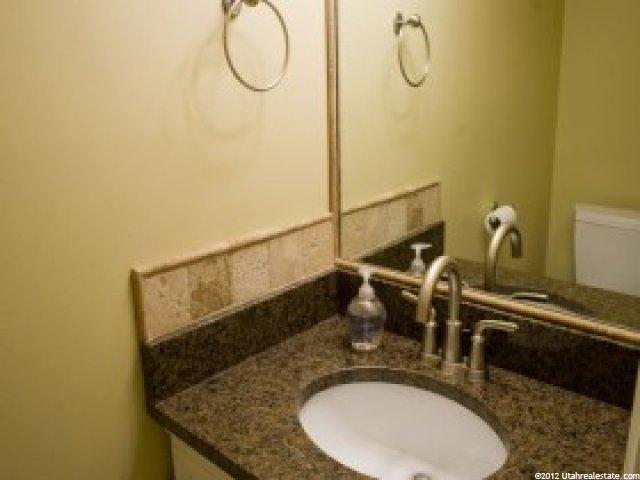 3609 S Bountiful Blvd E, Bountiful, UT 84010 — photo 8