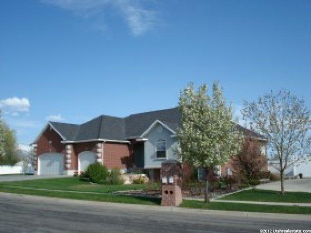 1061 W 2500 S, Syracuse, UT 84075 — photo 2