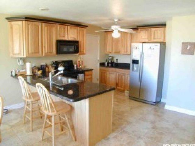 11974 Hidden Valley Dr, Sandy, UT 84092 — photo 2