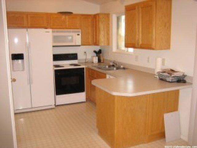 611 N 1260 W, Clinton, UT 84015 — photo 4