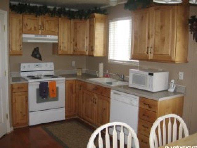 861 S Meadow, Logan, UT 84321 — photo 3