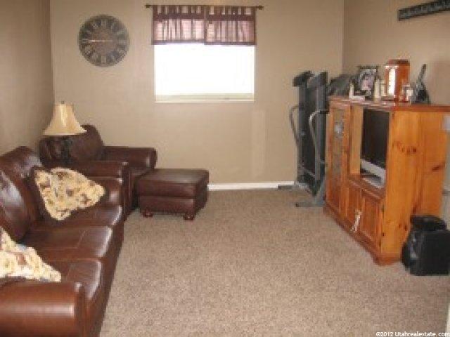 861 S Meadow, Logan, UT 84321 — photo 4