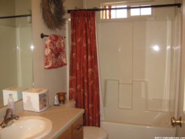 861 S Meadow, Logan, UT 84321 — photo 8