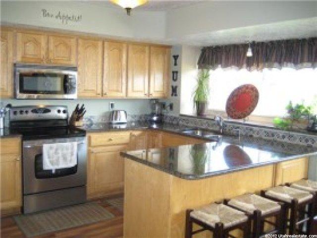 1944 N 25 E, Layton, UT 84041 — photo 5