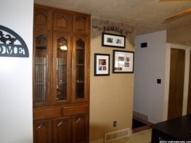 140 W 2100 N, Sunset, UT 84015 — photo 4