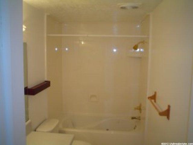 8262 S Maio Dr, Sandy, UT 84093 — photo 4