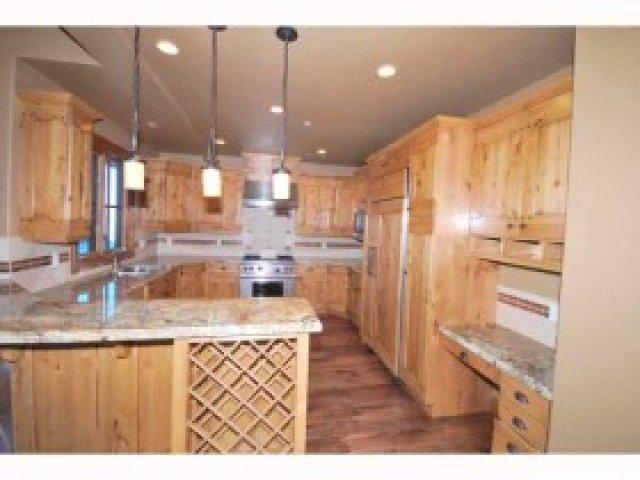 10861 N Hideout Cv, Jordanelle, UT 84032 — photo 4