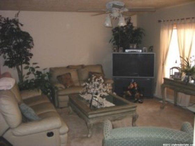 903 W 2010 S, Syracuse, UT 84075 — photo 4