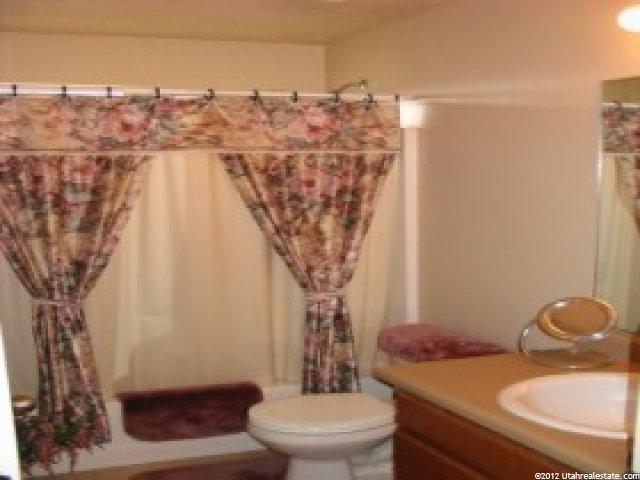 903 W 2010 S, Syracuse, UT 84075 — photo 9