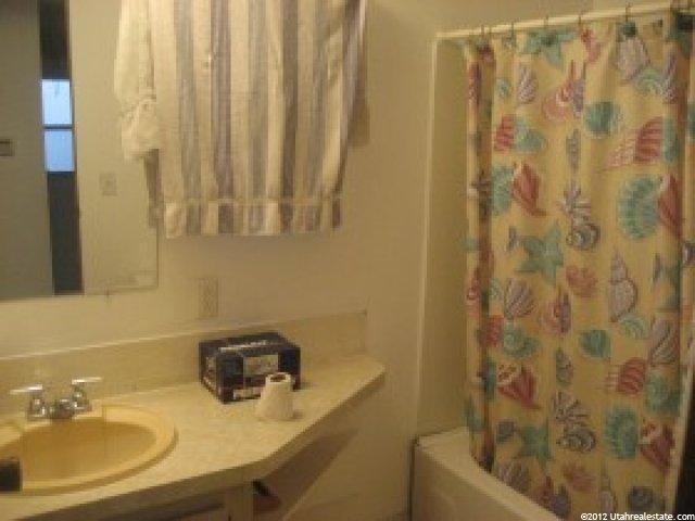 43 N 200 E, Hyde Park, UT 84318 — photo 6