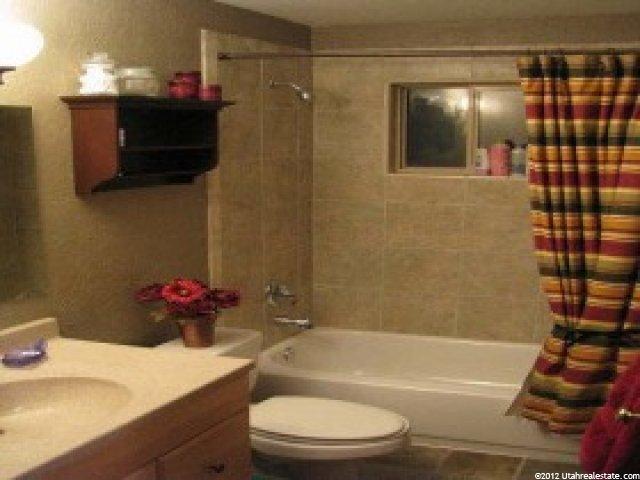 17 W 1500 S, Bountiful, UT 84010 — photo 5