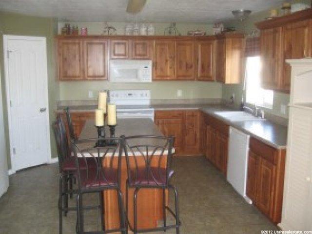 180 E 2325 S, Clearfield, UT 84015 — photo 3