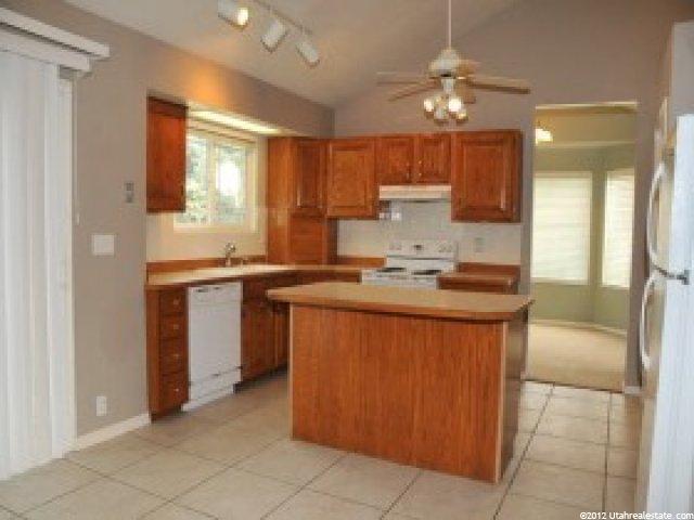 1799 E Peruvian Cir, Sandy, UT 84093 — photo 4