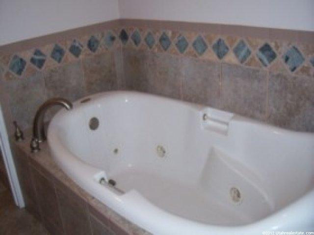 1046 W 2390 S, Perry, UT 84302 — photo 9