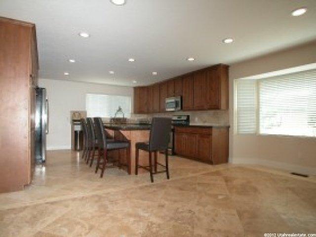 2148 Pinecrest Ln, Sandy, UT 84092 — photo 3