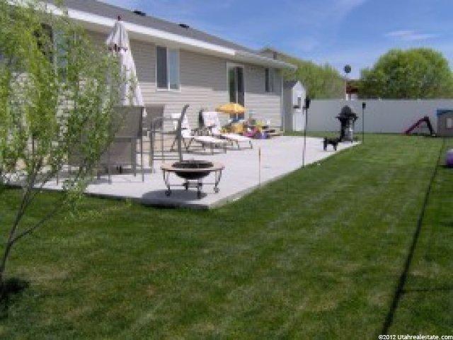 5335 S 4100 W, Roy, UT 84067 — photo 2