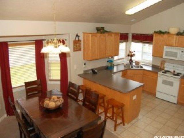 2116 S 500 E, Clearfield, UT 84015 — photo 4