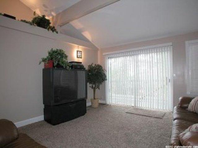 9825 S 2465 E, Sandy, UT 84092 — photo 6