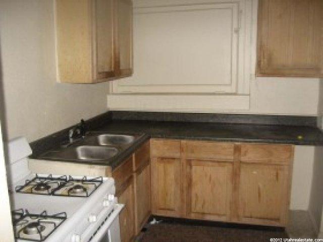 2524 S Madison Ave, Ogden, UT 84401 — photo 4