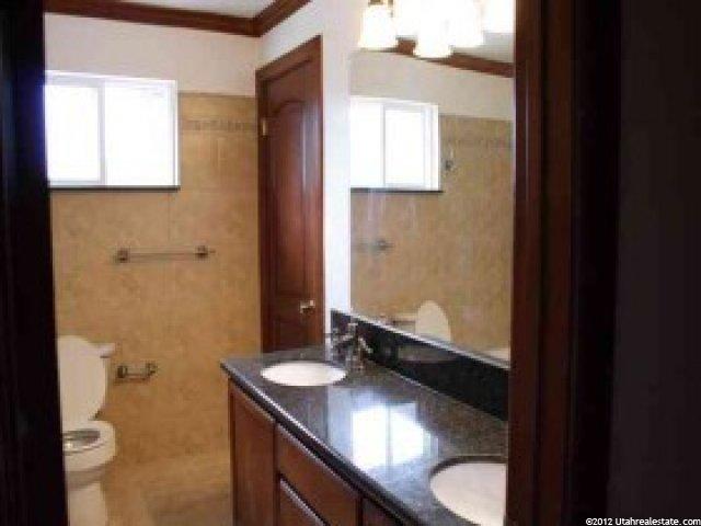 2426 E Quail Run Dr, Sandy, UT 84093 — photo 9