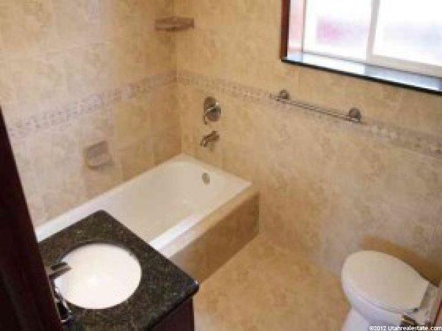 2426 E Quail Run Dr, Sandy, UT 84093 — photo 10