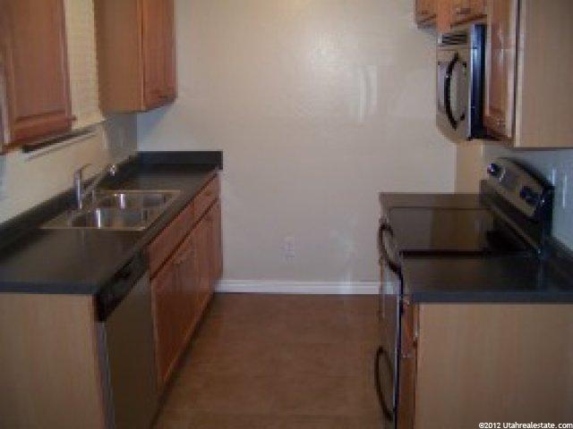 5235 Glendon St #G2, Murray, UT 84123 — photo 2