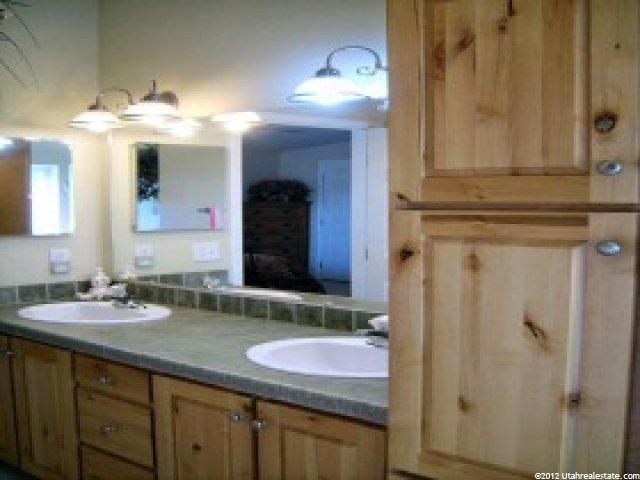 180 N 1100 E #32, Washington, UT 84780 — photo 10