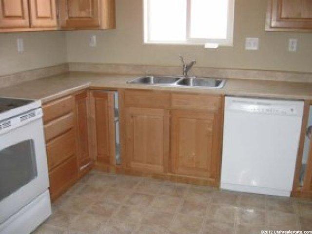 739 W 2500 S, Hurricane, UT 84737 — photo 5