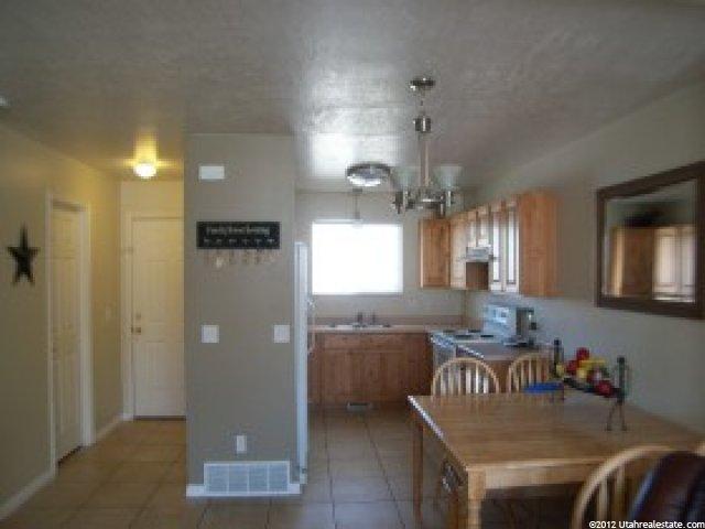 182 W 300 N #2, Bountiful, UT 84010 — photo 3