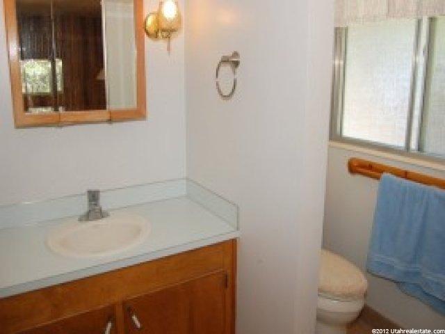1668 Lakeview Cir, Ogden, UT 84403 — photo 5