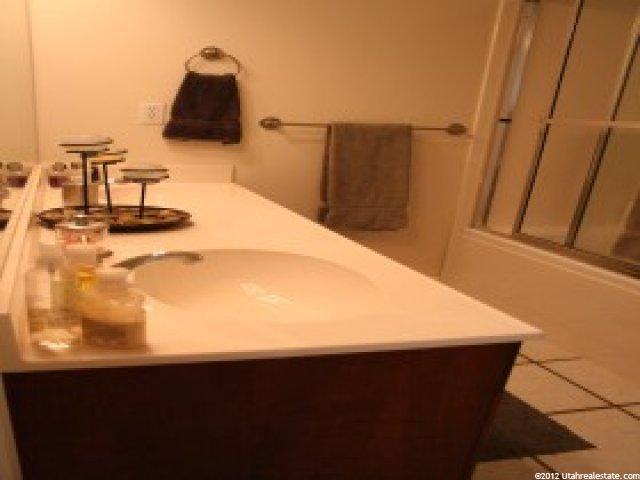 15 E 2200 S, Bountiful, UT 84010 — photo 6