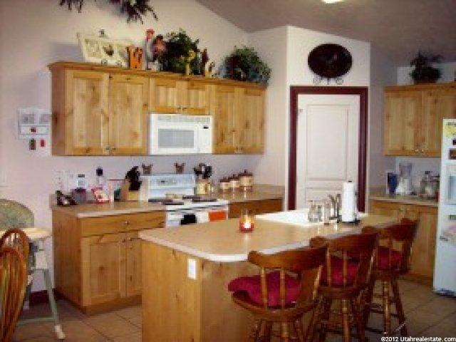 2111 S 925 W, Woods Cross, UT 84087 — photo 2