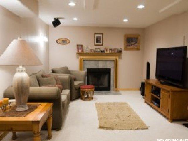 9691 S 285 E, Sandy, UT 84070 — photo 2