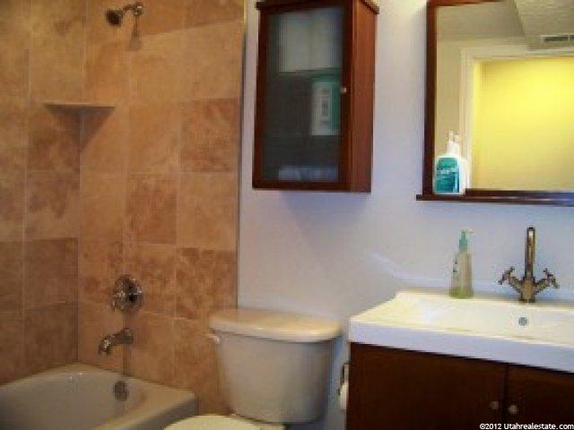 175 N 50 W, Centerville, UT 84014 — photo 8