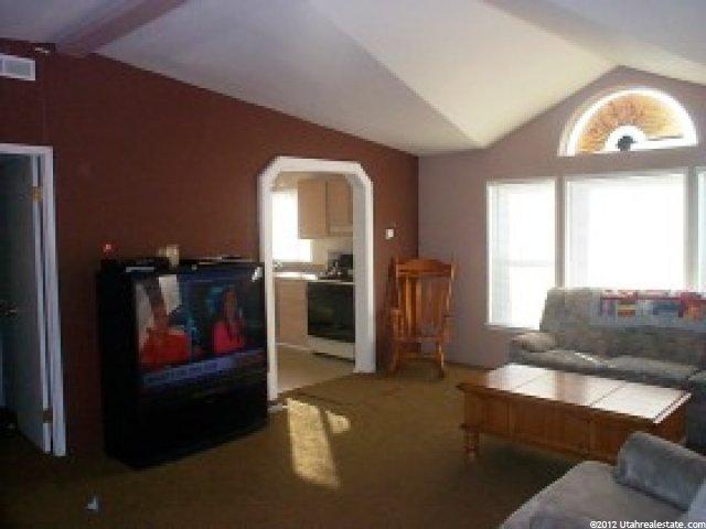 5171 S 2875 W, Roy, UT 84067 — photo 3
