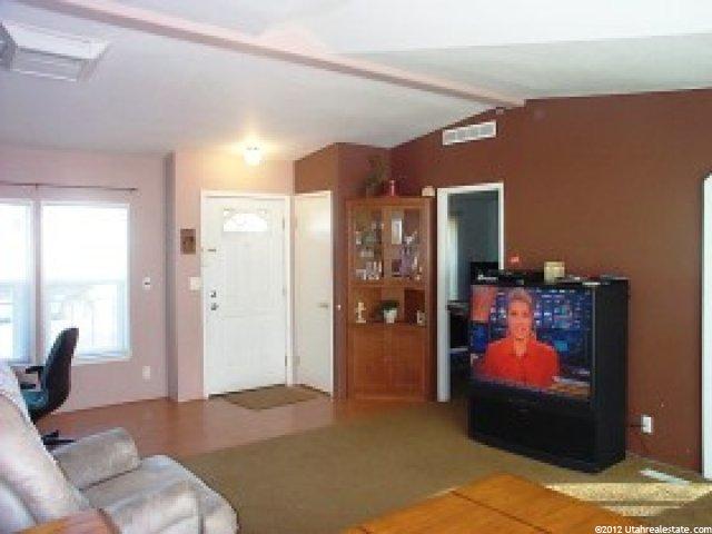 5171 S 2875 W, Roy, UT 84067 — photo 4