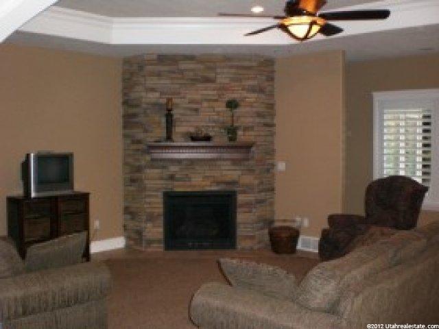 219 E 600 S, Kaysville, UT 84037 — photo 3