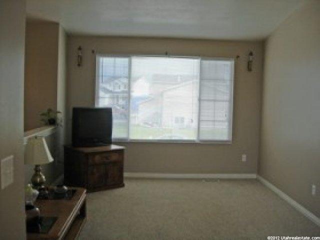 5335 S 4250 W, Roy, UT 84067 — photo 2